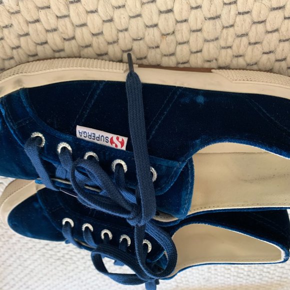 Superga Navy Blue Velvet Sneakers 7.5 - Picture 2 of 5